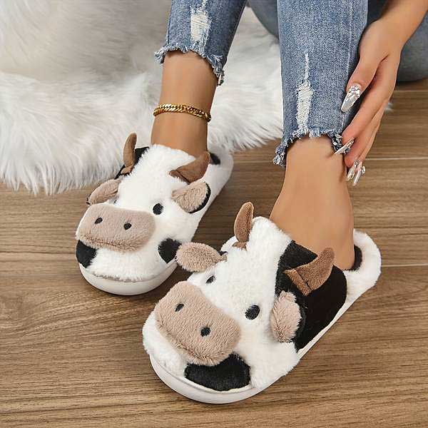 Pantufa de Bichinho Vaquinha Moo Preta e Branca