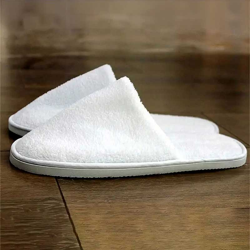 Chinelo Pantufa Classic Branco