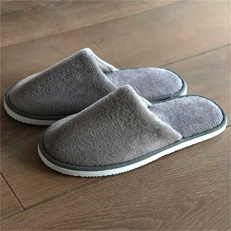 Chinelo Pantufa Classic Cinza